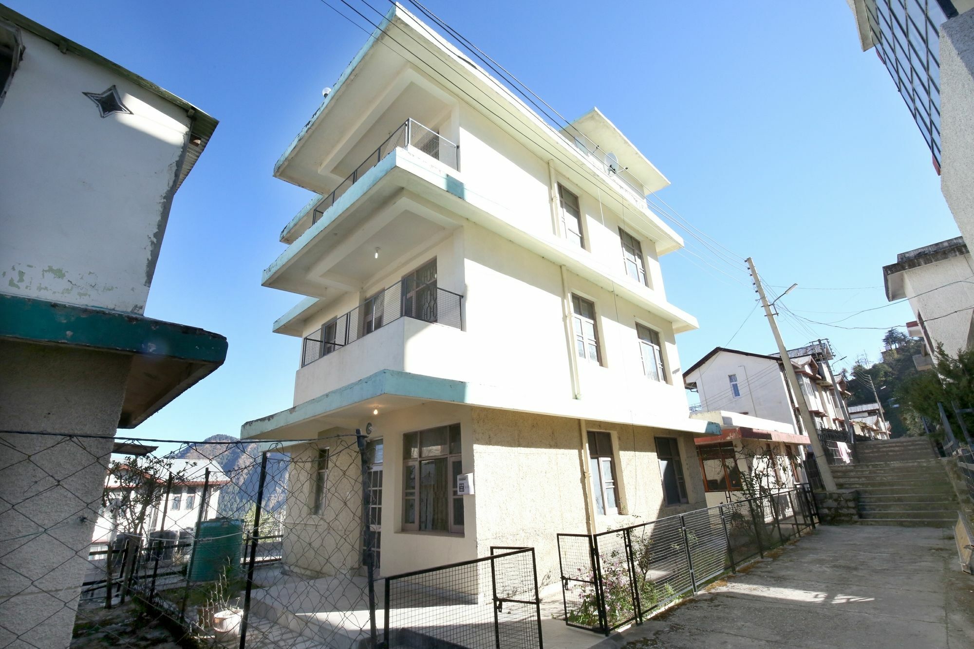 Elegant 3Bhk Abode In Shoghi, Shimla Daire Dış mekan fotoğraf